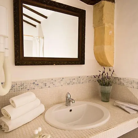 Centro Storico Bed & Breakfast 3*